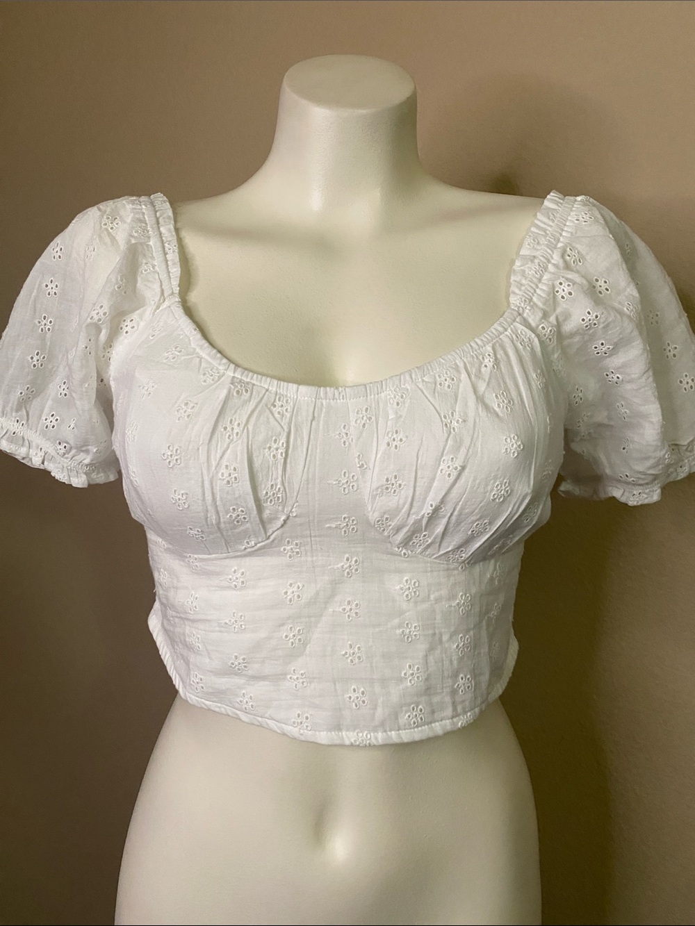 Hollister White Smocked eyelet lace bustiers style crop top S
